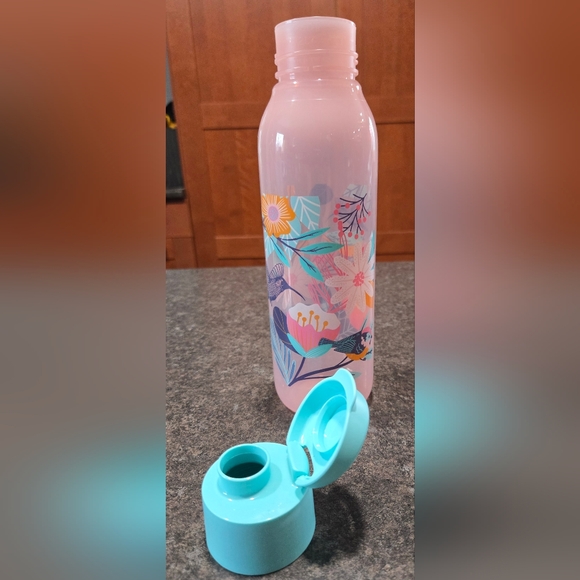 𝘽𝙡𝙪𝙨𝙝𝙞𝙣𝙜 𝙈𝙚𝙖𝙙𝙤𝙬 𝙈𝙚𝙙𝙞𝙪𝙢 𝙀𝙘𝙤 𝙒𝙖𝙩𝙚𝙧 𝘽𝙤𝙩𝙩𝙡𝙚 - Picture 4 of 4